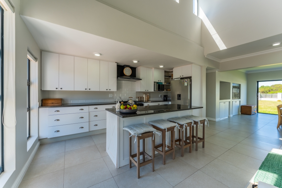 4 Bedroom Property for Sale in St Francis Links Eastern Cape